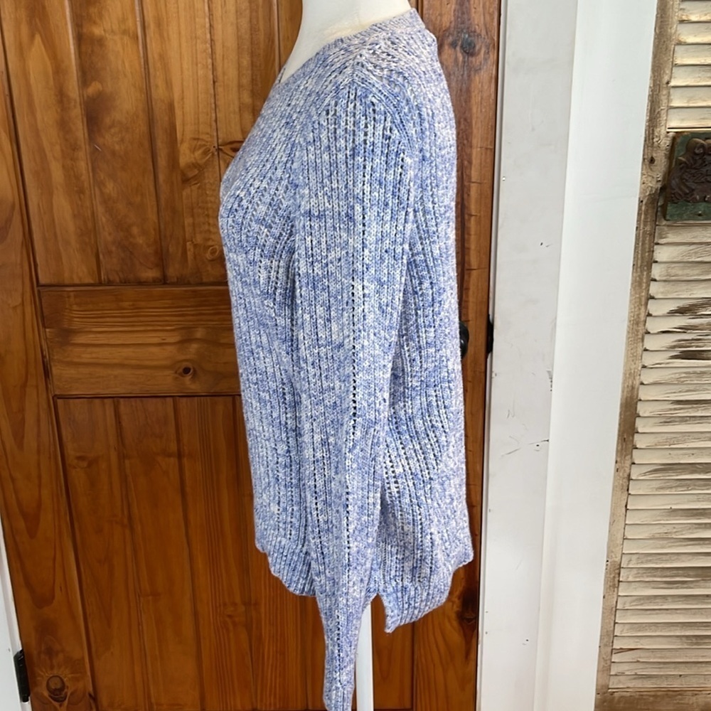 Talbots Blue White Loose Knit Crew Neck Sweater Pullover Medium Cotton - Picture 2 of 8